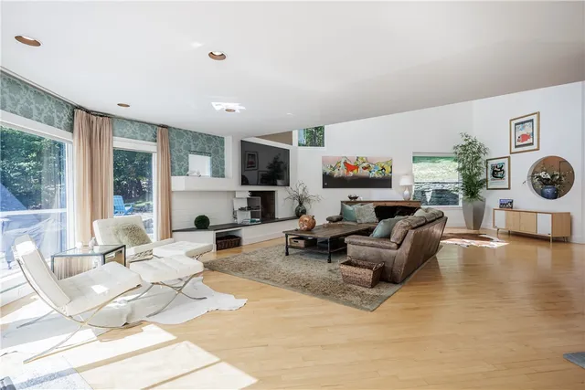 $1,895,000 | 5403 Seneca Hill Drive, South Bristol, NY 14424