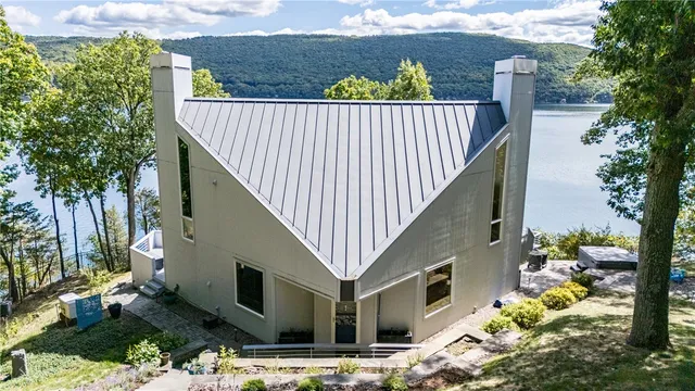 $1,895,000 | 5403 Seneca Hill Drive, South Bristol, NY 14424