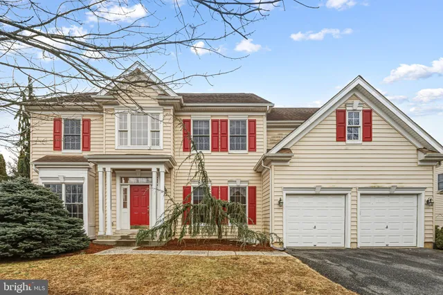 $675,000 | 4698 Berwyn Lane, Macungie, PA 18062