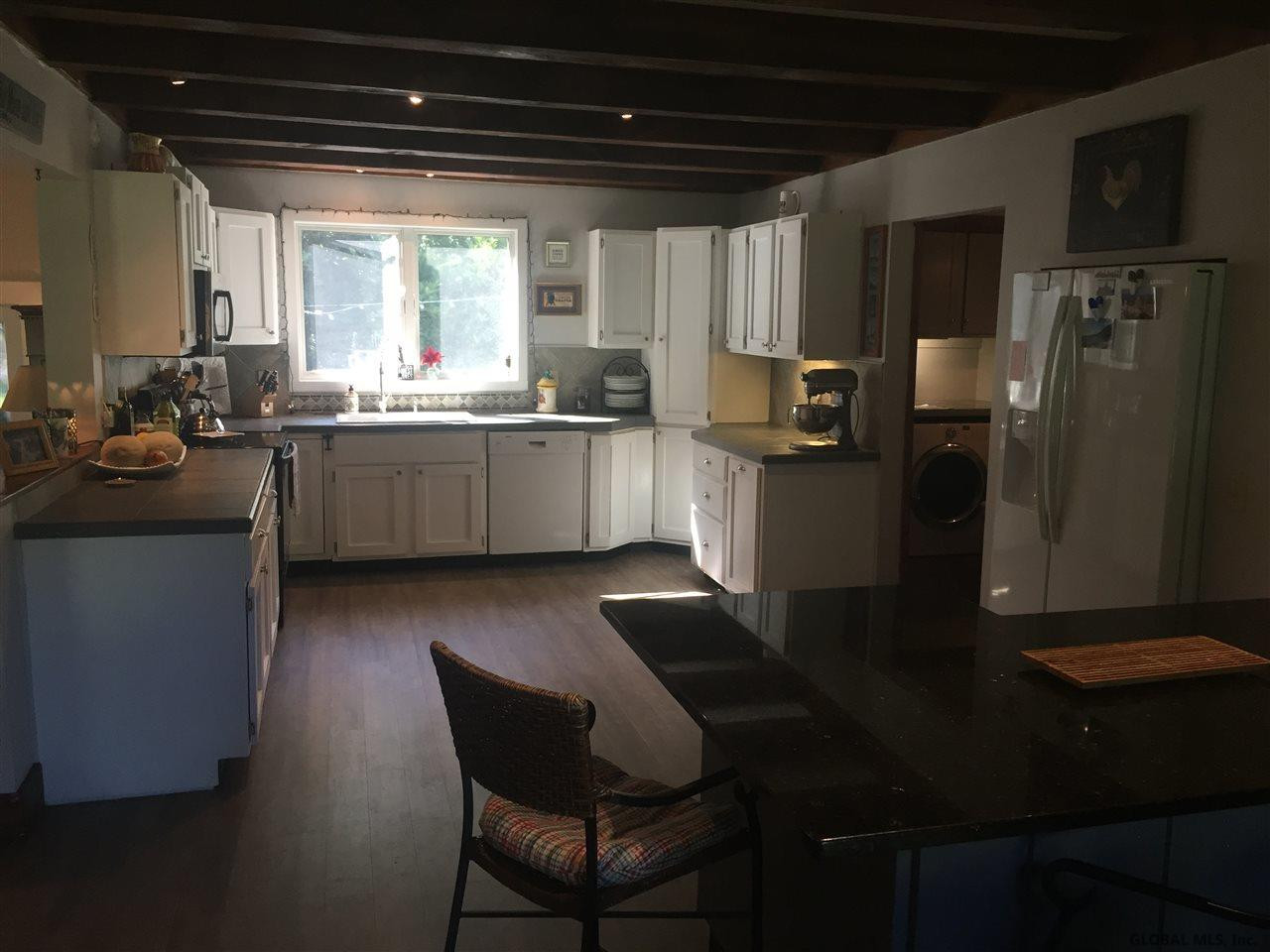 25 Arnold Road Malta, NY 12020 - Photo 7 of 21 Photo 7