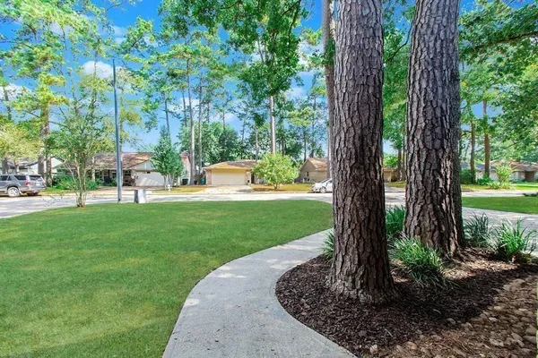 $1,950 | 2106 Wickburn Drive, Spring, TX 77386