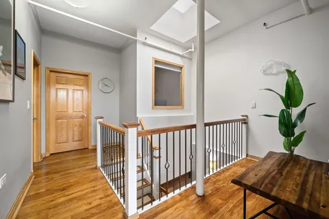 $799,000 | 1101 West Armitage Avenue, Unit 204, Chicago, IL 60614