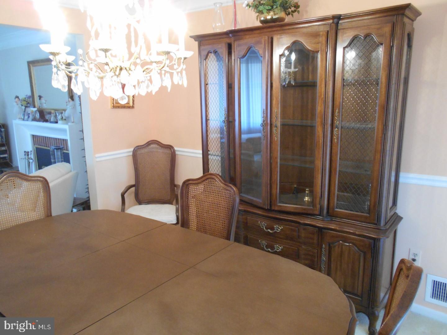 10220 Royal Road Silver Spring, MD 20903 - Photo 11 of 18