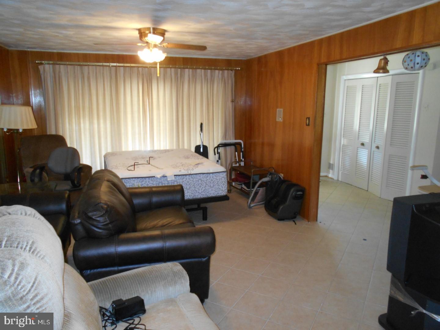 10220 Royal Road Silver Spring, MD 20903 - Photo 8 of 18