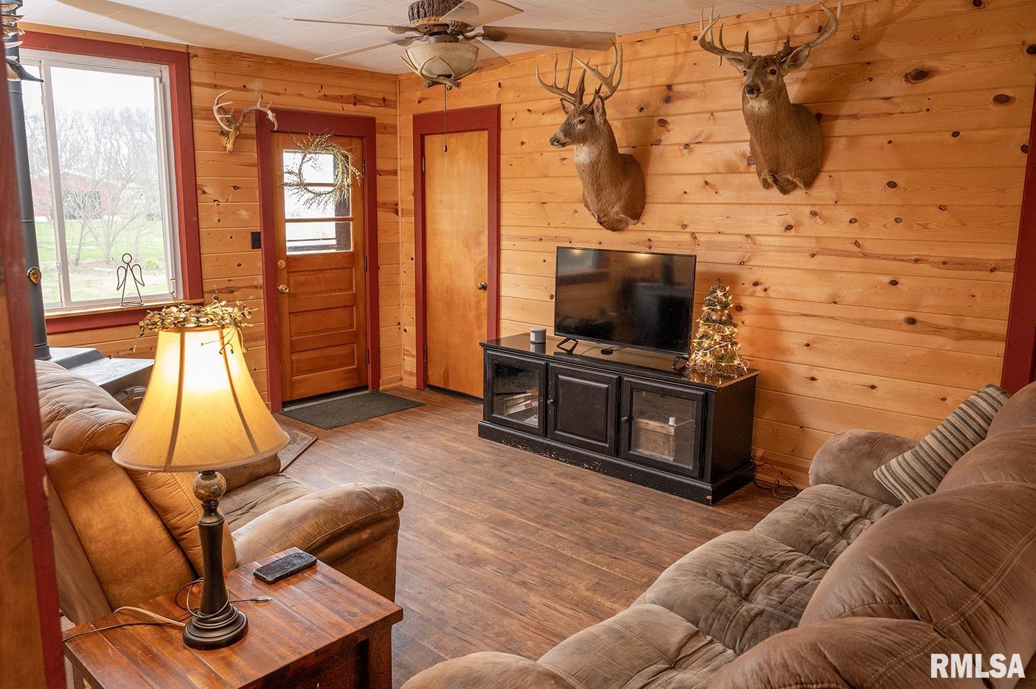 6923 West Wheeler Road Mapleton, IL 61547 - Photo 8 of 20