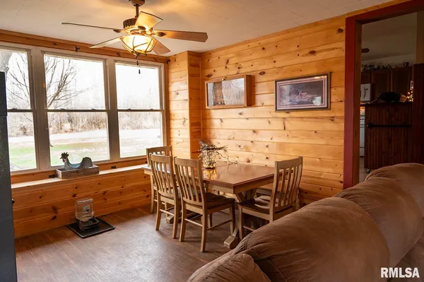 $190,000 | 6923 West Wheeler Road, Mapleton, IL 61547