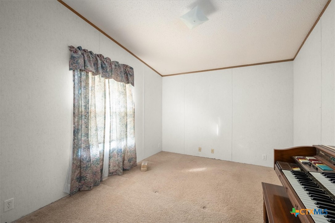 14858 Farm To Market Road 1322 Luling, TX 78648 - Photo 13 of 40