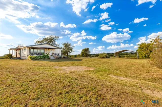 $795,000 | 14858 Farm To Market Road 1322, Luling, TX 78648