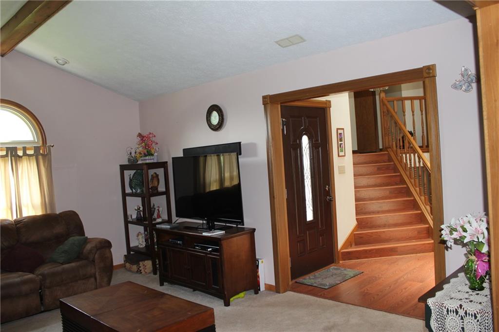 155 Goodnight Road Martinsville, IN 46151 - Photo 6 of 24 Gallery Image 6