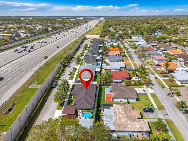 $4,550 | 17805 Southwest 114th Court, Unit 17805, Miami, FL 33157