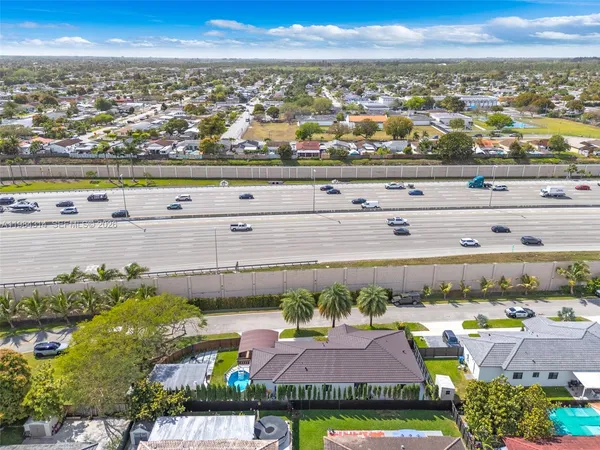 $4,550 | 17805 Southwest 114th Court, Unit 17805, Miami, FL 33157