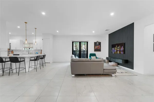 $4,550 | 17805 Southwest 114th Court, Unit 17805, Miami, FL 33157