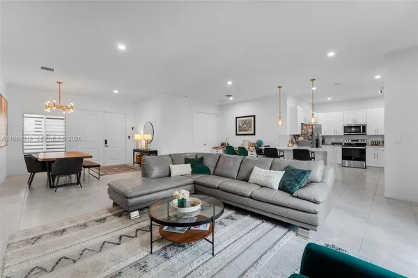 $4,550 | 17805 Southwest 114th Court, Unit 17805, Miami, FL 33157