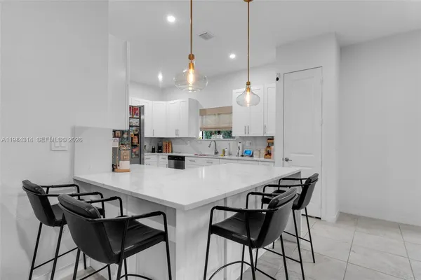 $4,550 | 17805 Southwest 114th Court, Unit 17805, Miami, FL 33157