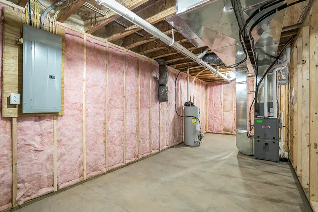 $2,200 | 2519 Logan Avenue, Kalamazoo, MI 49008