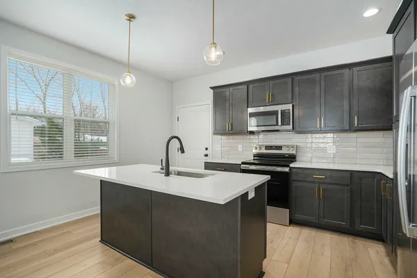 $2,200 | 2519 Logan Avenue, Kalamazoo, MI 49008