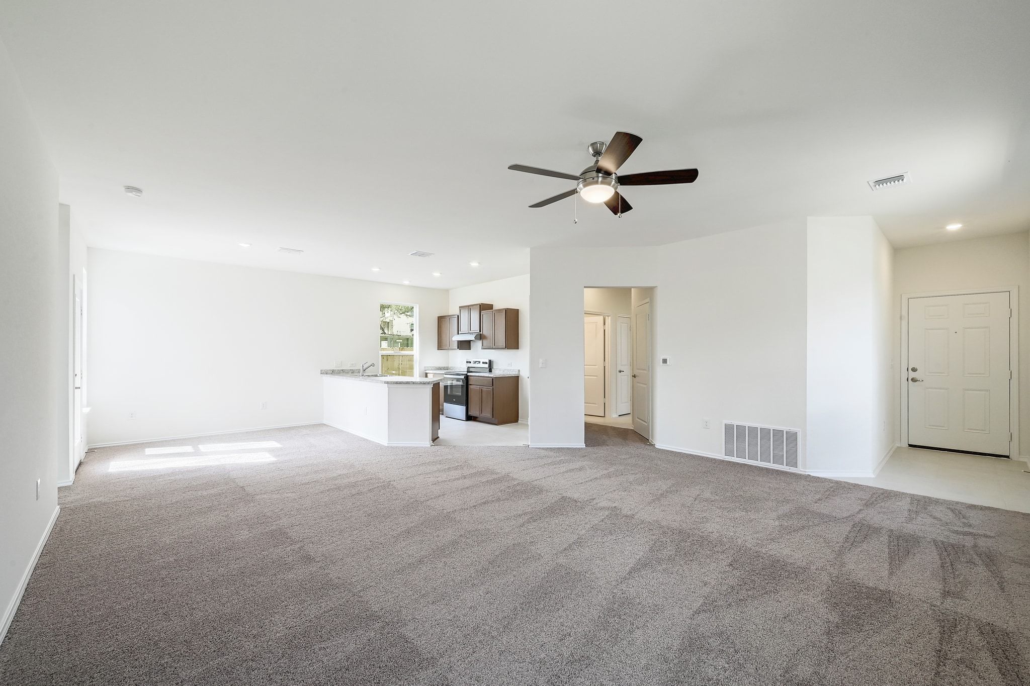 12113 Cantabria Road Austin, TX 78748 - Photo 4 of 20