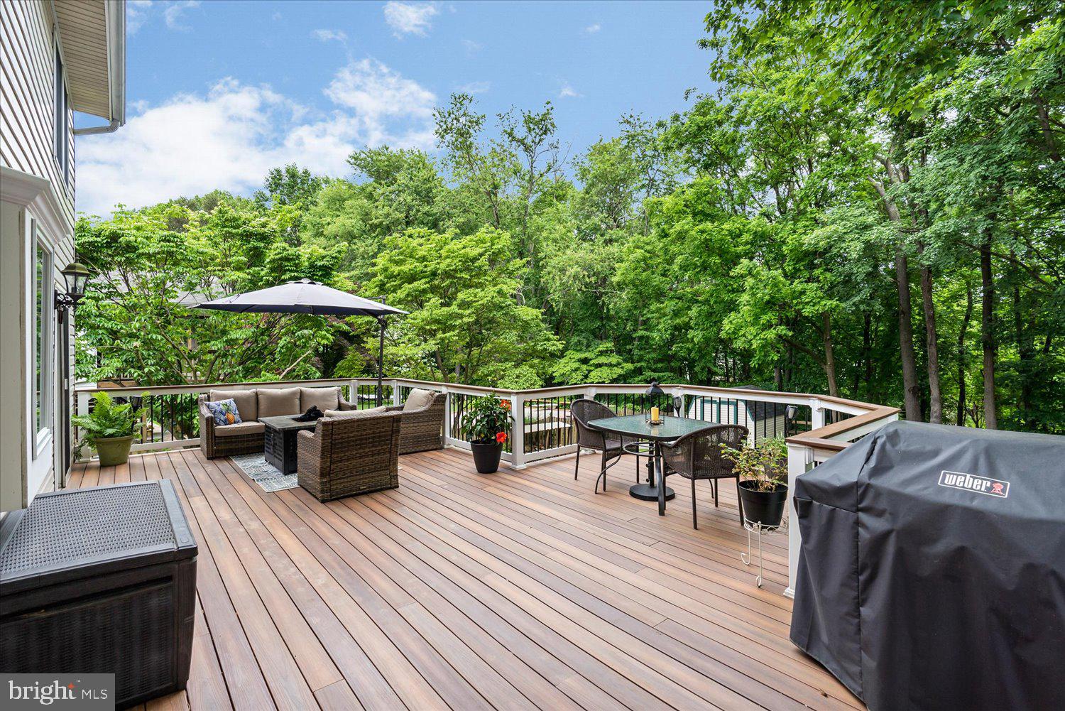 3914 Millner Road Baltimore, MD 21236 - Photo 33 of 37 Exterior rear deck