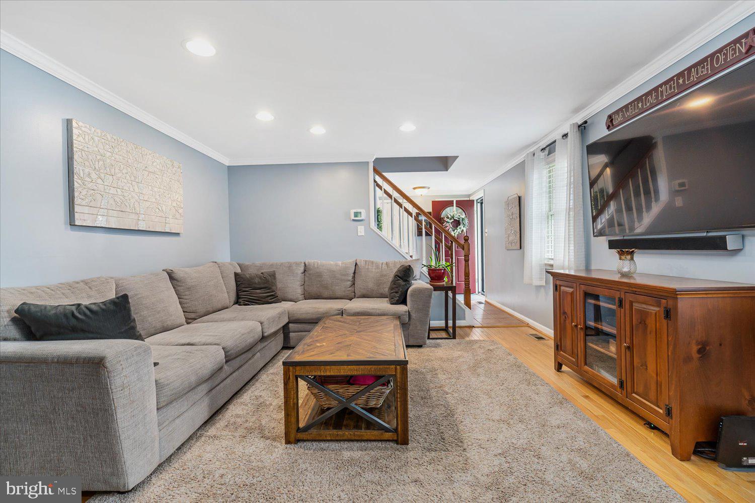 3914 Millner Road Baltimore, MD 21236 - Photo 8 of 37 Living Room