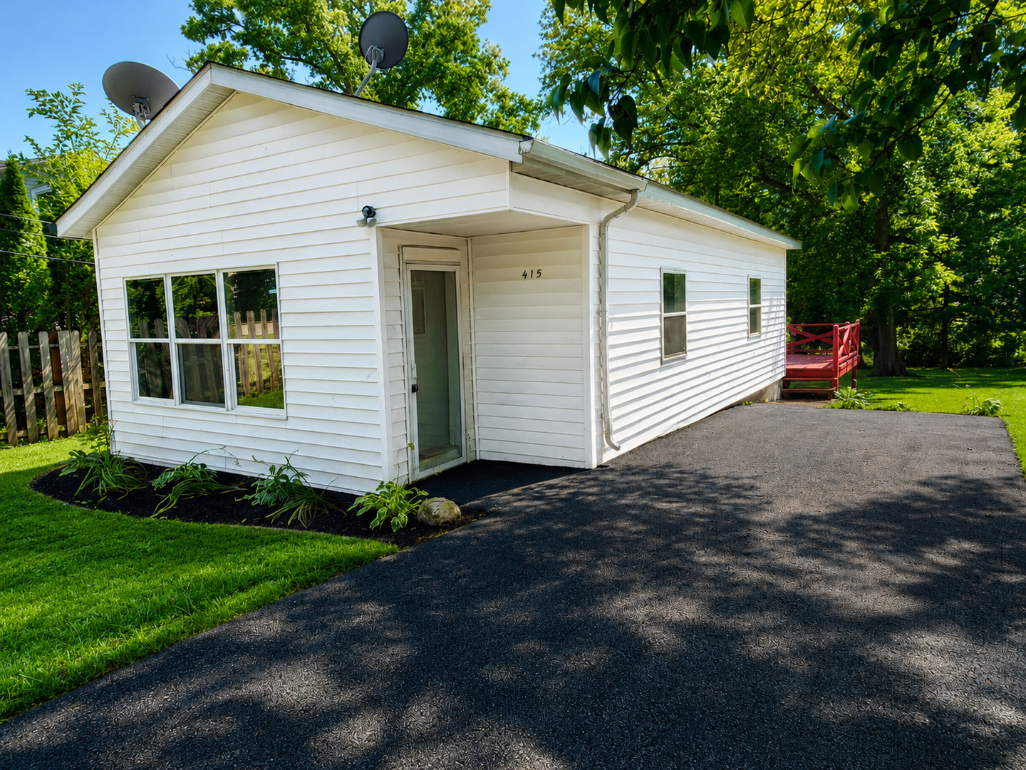 6415 North Shore Avenue Spring Grove, IL 60081 - Photo 1 of 14