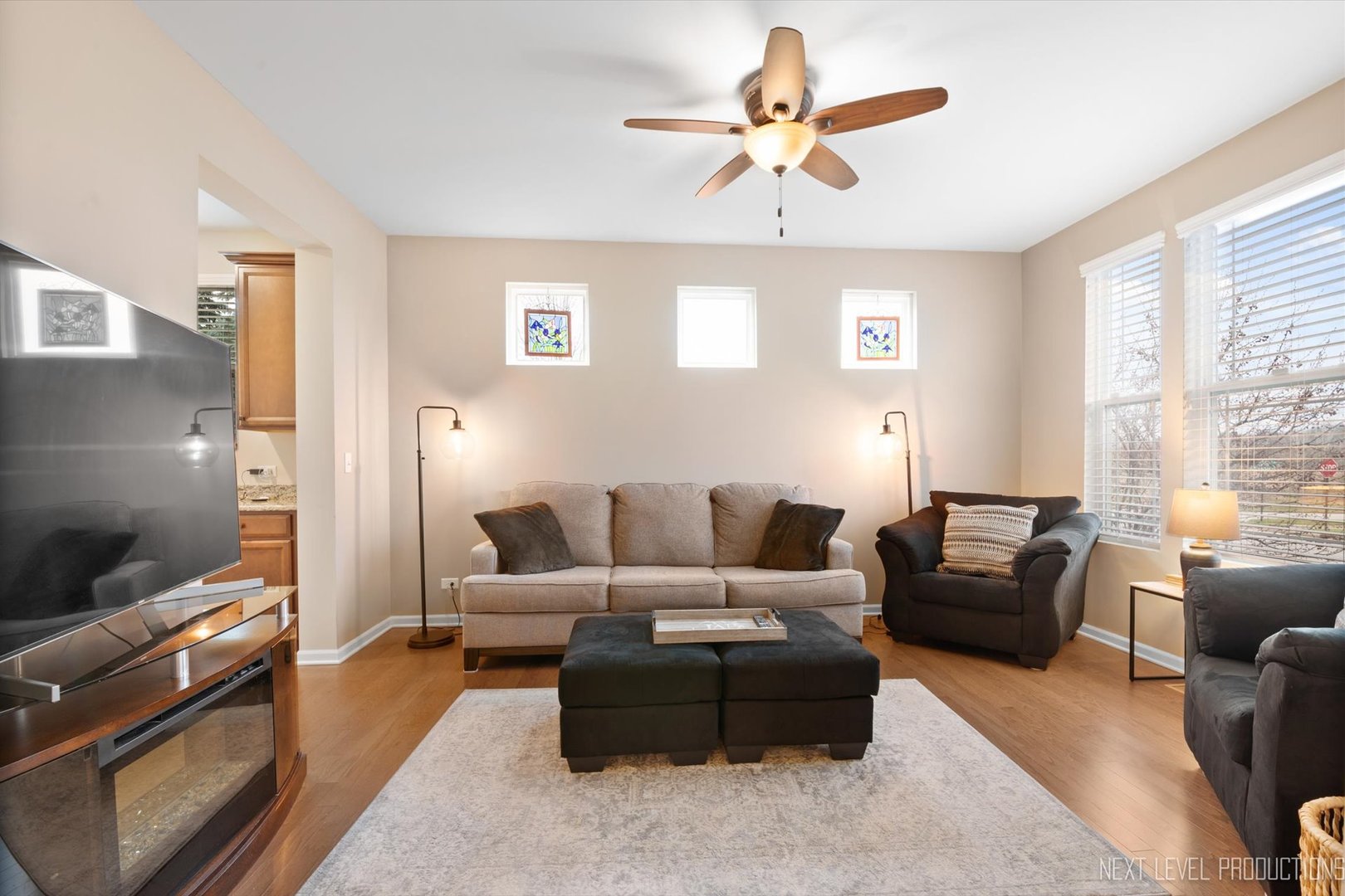 4342 Rudyard Kipling Road Elgin, IL 60124 - Photo 7 of 32