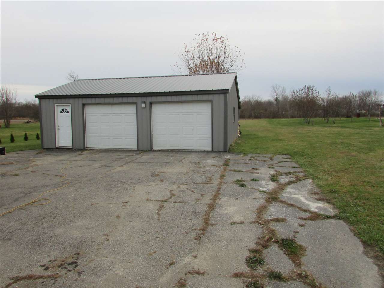 7801 East Piccadilly Road Muncie, IN 47302 - Photo 3 of 10