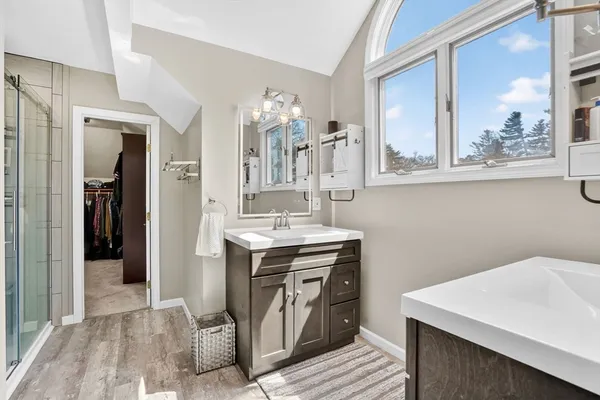 $549,000 | 1542 South Branch Parkway, Springfield, MA 01129