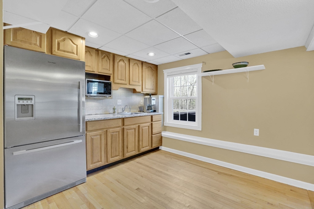 1542 South Branch Parkway Springfield, MA 01129 - Photo 30 of 42