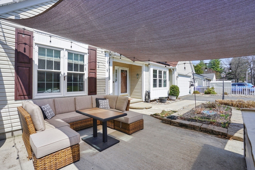 1542 South Branch Parkway Springfield, MA 01129 - Photo 38 of 42