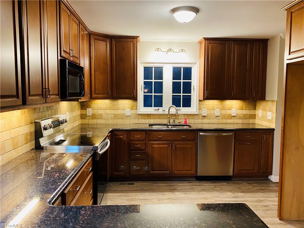 6409 Hollow River Drive Oak Ridge, NC 27310 - Photo 8 of 15 Gallery Image 8