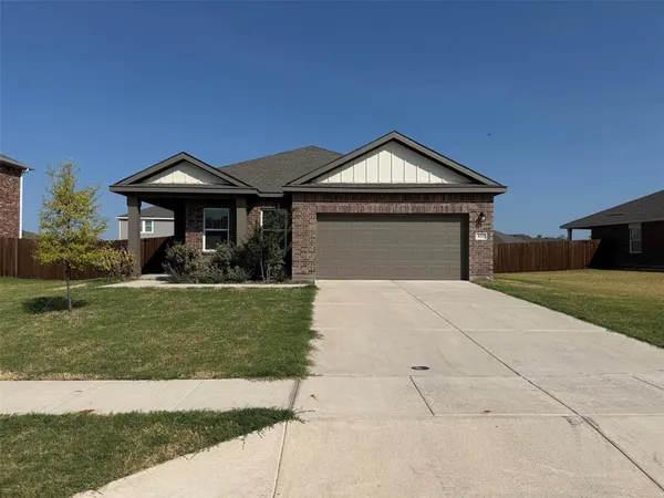 $1,800 | 833 Lexington Lane, Josephine, TX 75173