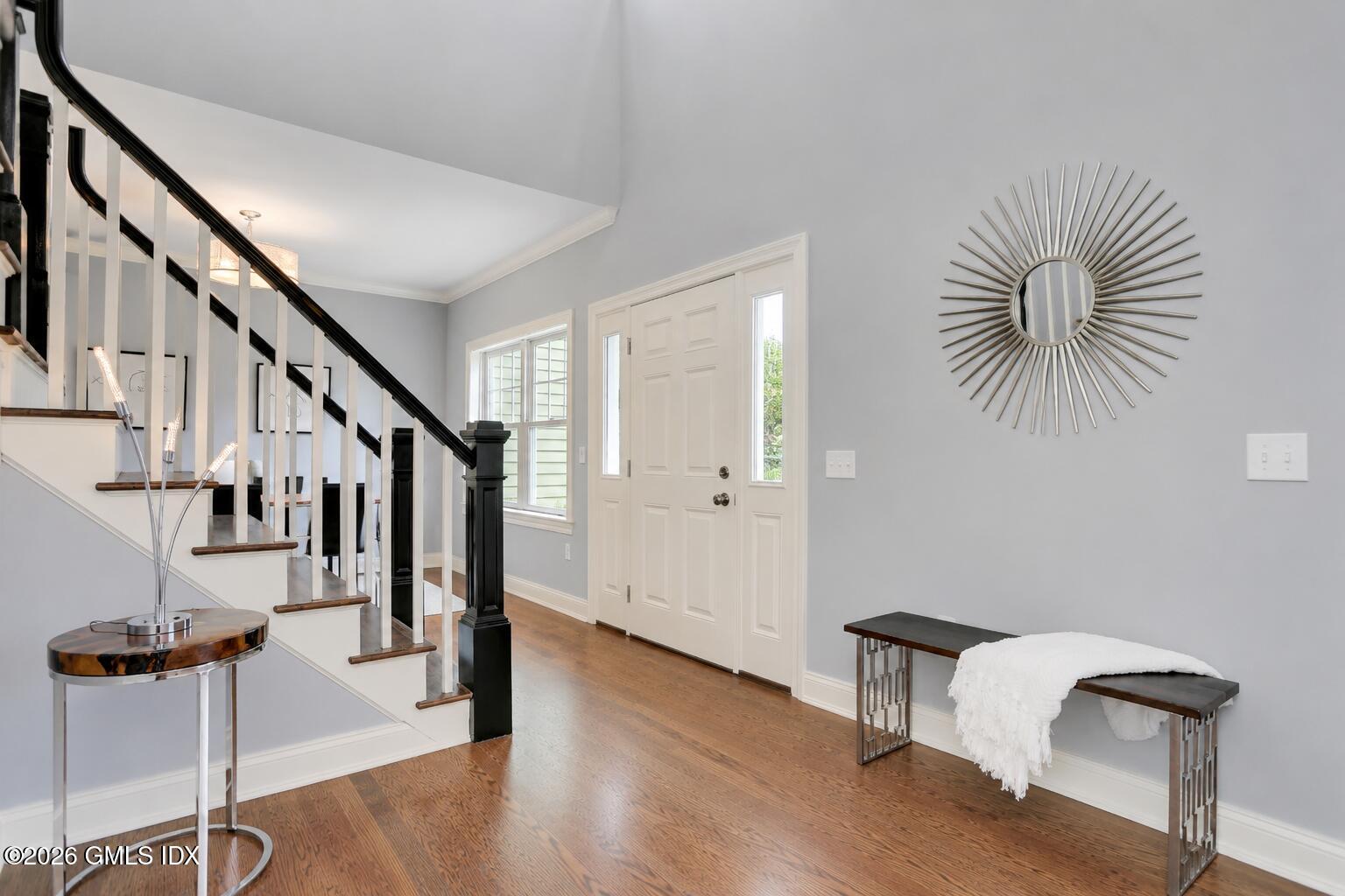8 View Street, Unit 7 Greenwich, CT 06830 - Photo 3 of 26 View Foyer 7 & 9