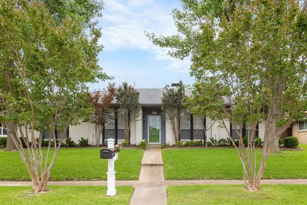 $3,100 | 425 Provincetown Lane, Richardson, TX 75080