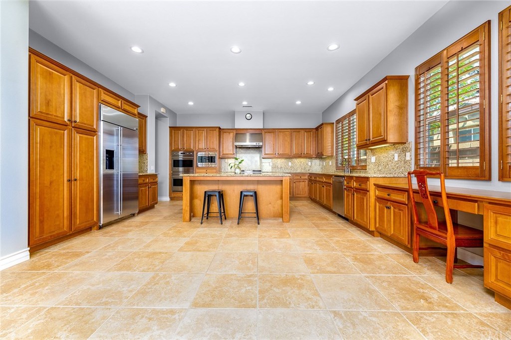 12557 Naples Way Rancho Cucamonga, CA 91739 - Photo 17 of 40 Gallery Image 17