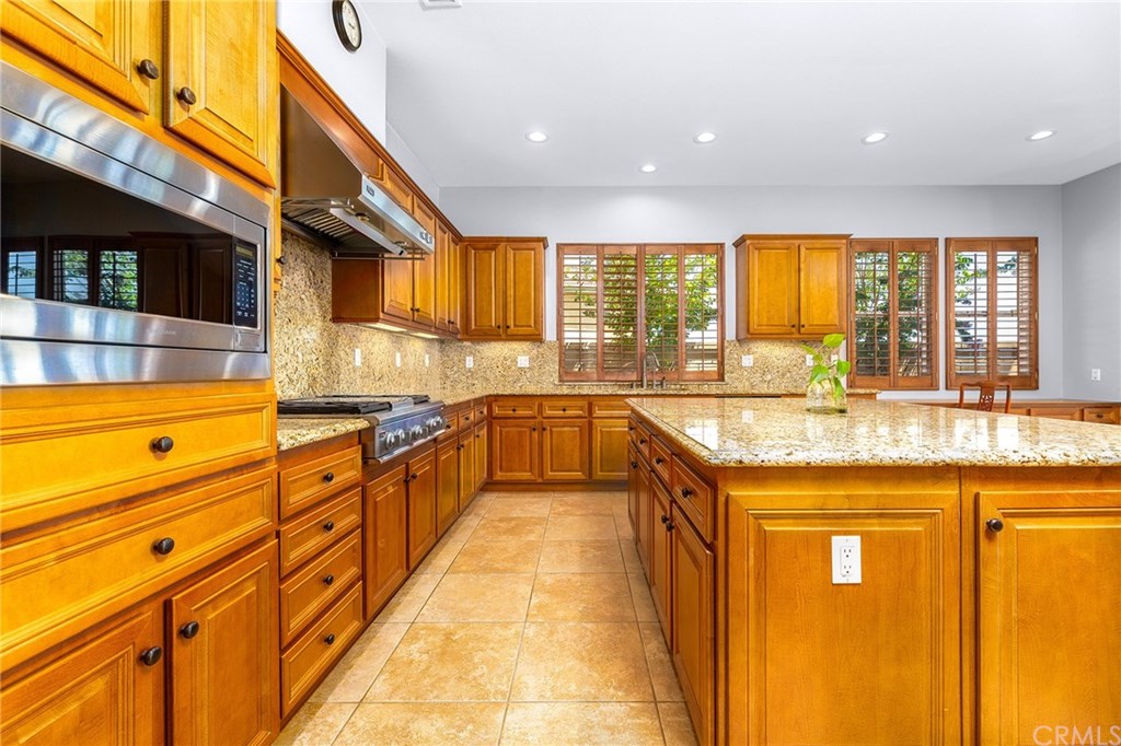 12557 Naples Way Rancho Cucamonga, CA 91739 - Photo 19 of 40 Gallery Image 19