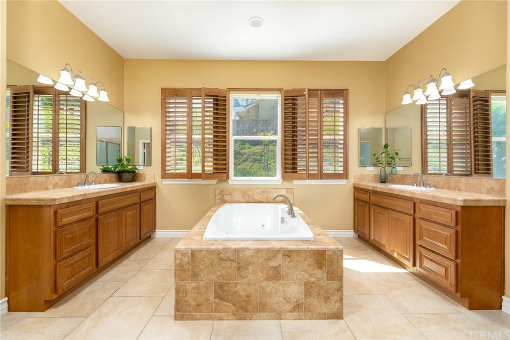 12557 Naples Way Rancho Cucamonga, CA 91739 - Photo 33 of 40 Gallery Image 33
