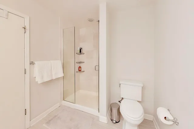 $4,000 | 1629 South Prairie Avenue, Unit 2403, Chicago, IL 60616