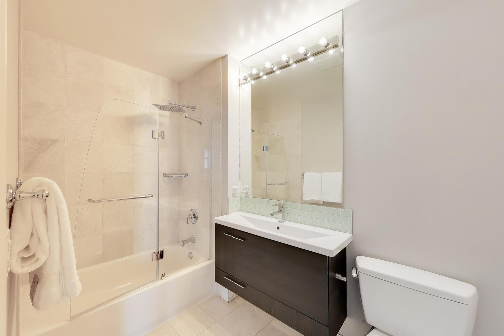 1629 South Prairie Avenue, Unit 2403 Chicago, IL 60616 - Photo 21 of 37