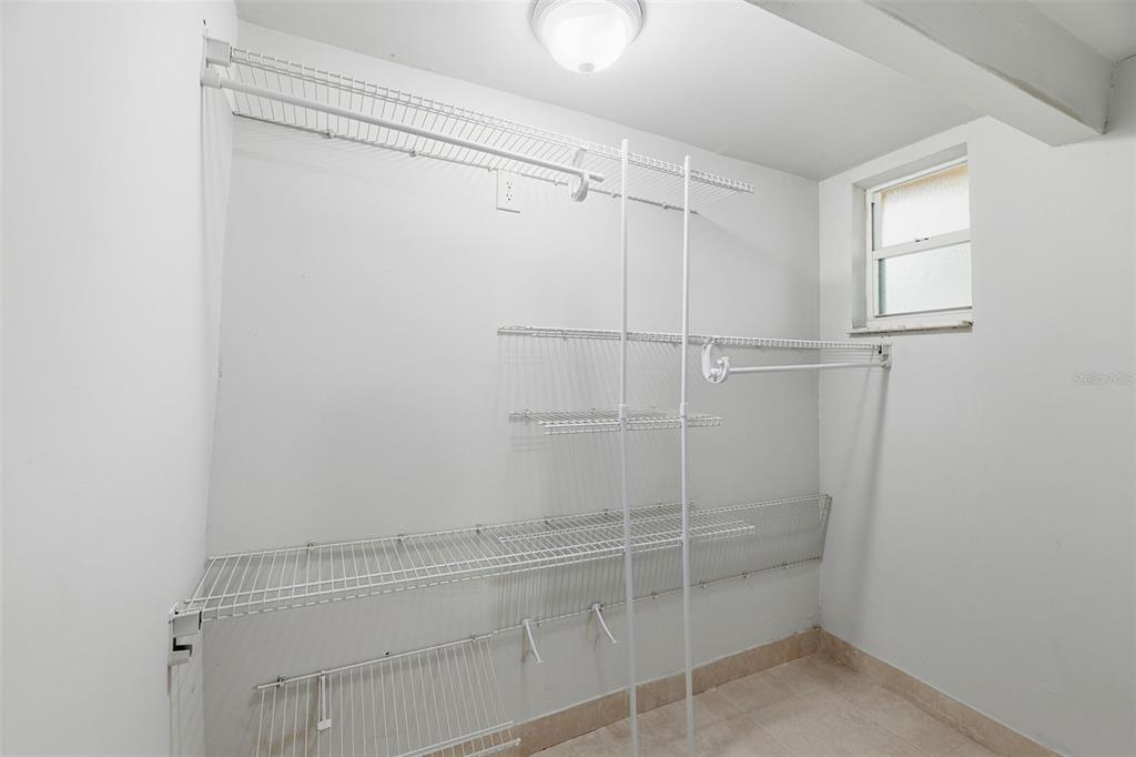 5735 Hayes Street Hollywood, FL 33021 - Photo 24 of 40 a view of a small space