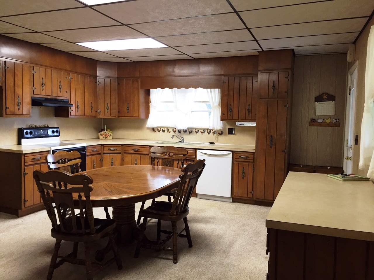 2633 North Meyer Road Vincennes, IN 47591 - Photo 4 of 21 Gallery Image 4