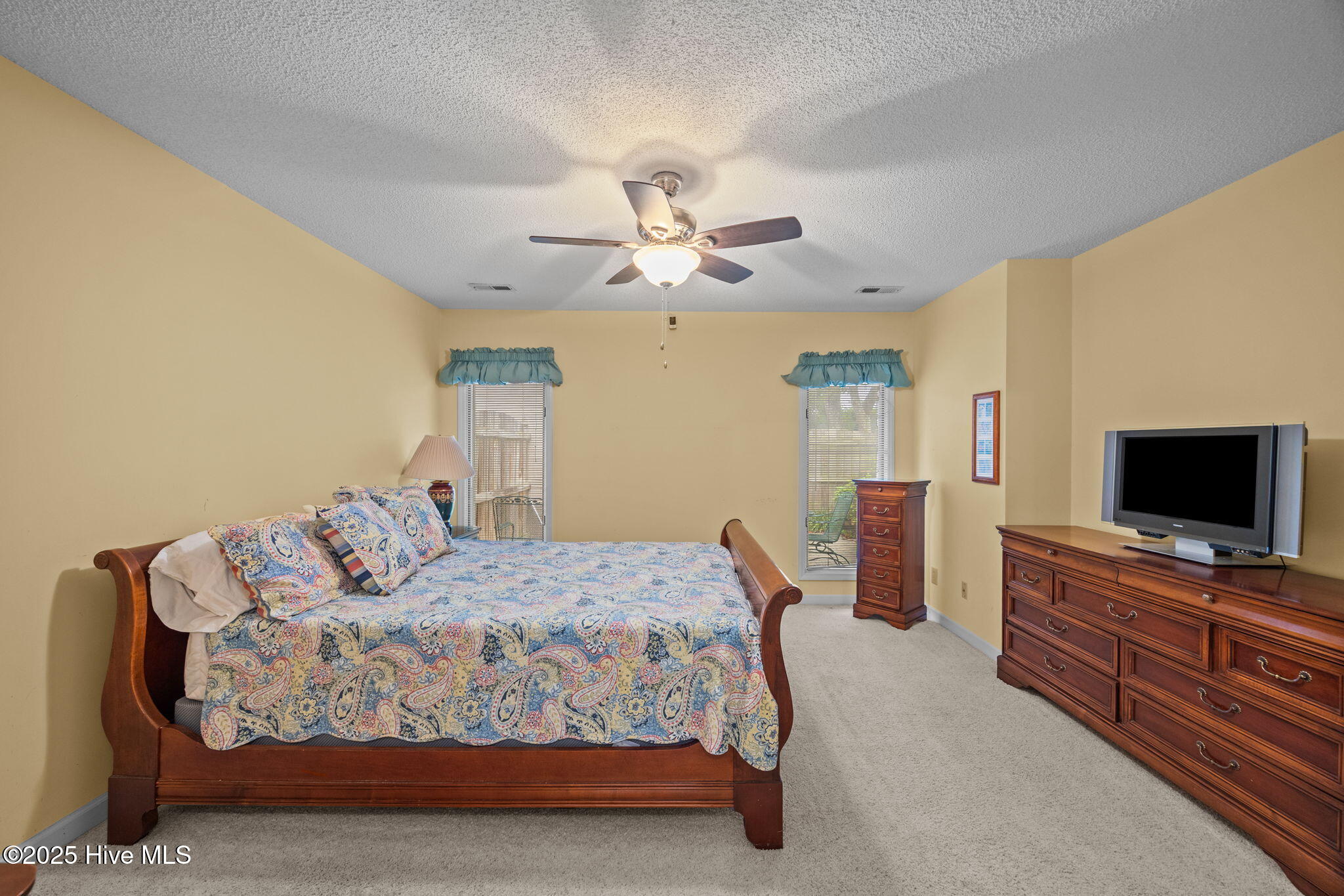 2015 Quail Ridge Road, Unit F Greenville, NC 27858 - Photo 11 of 34 11-web-or-mls-BLS_0021