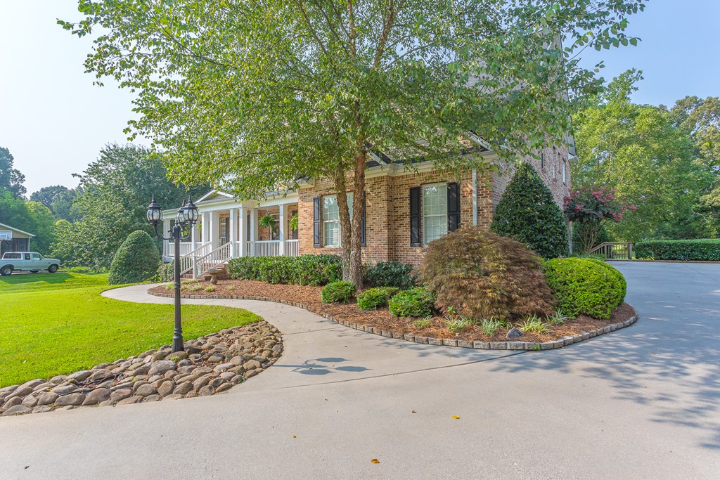 514 Ridge Pointe Lane Cohutta, GA 30710 - Photo 3 of 62 Gallery Image 3