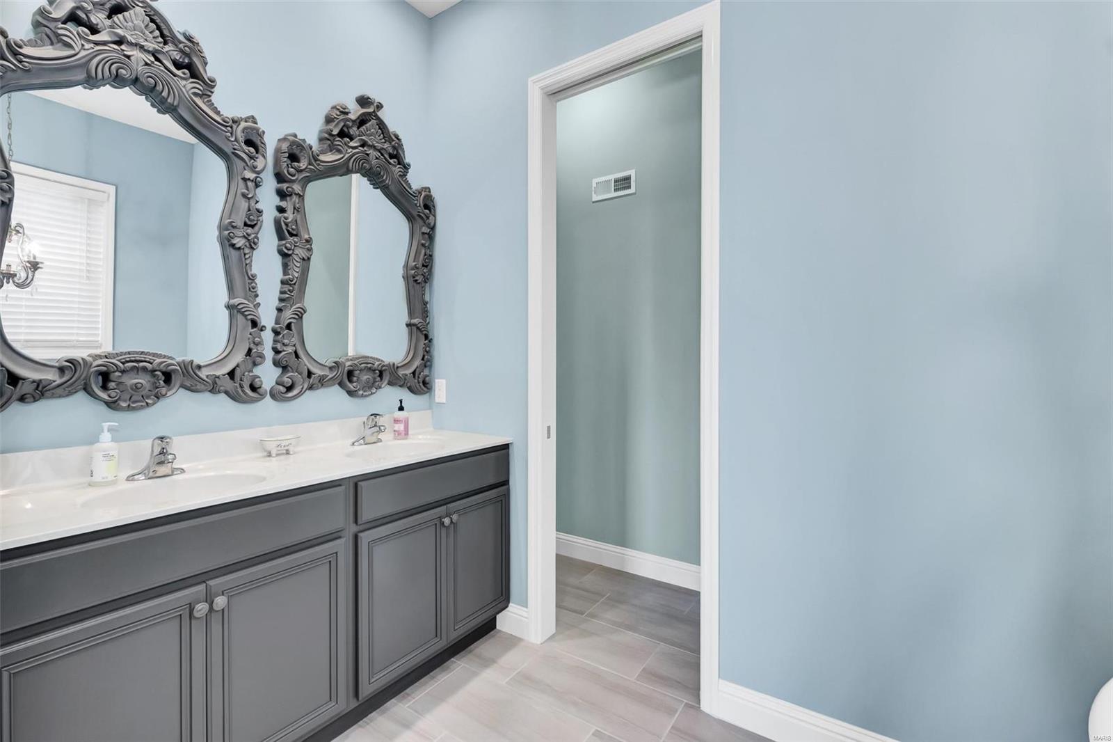 137 Riggs Street St. Charles, MO 63301 - Photo 23 of 53 Gallery Image 23