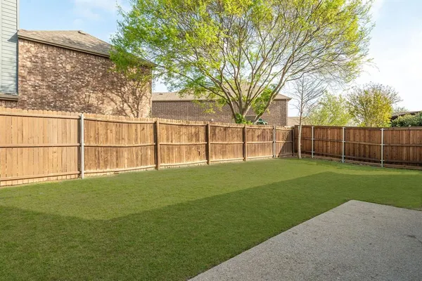 $489,000 | 10112 Old Eagle River Lane, McKinney, TX 75072