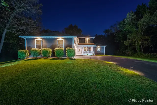 $685,000 | 39247 Rangers Way, Antioch, IL 60002