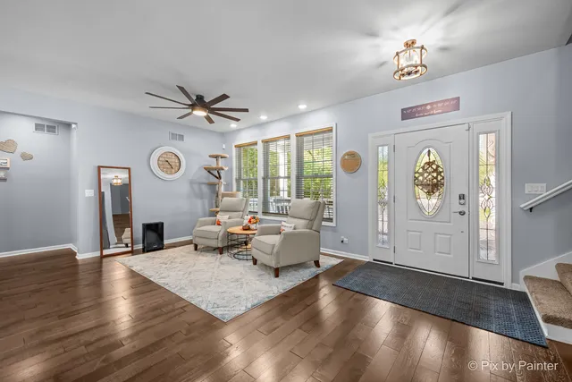 $685,000 | 39247 Rangers Way, Antioch, IL 60002