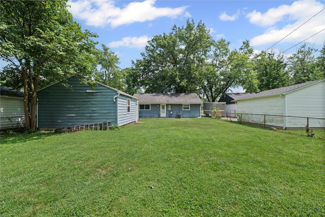 1809 South 32nd Street Decatur, IL 62521 - Photo 18 of 21