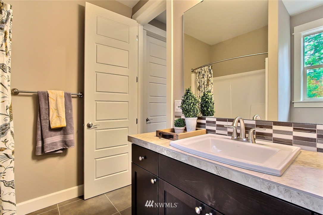 4846 Castleton Road Southwest Port Orchard, WA 98367 - Photo 11 of 21 Gallery Image 11