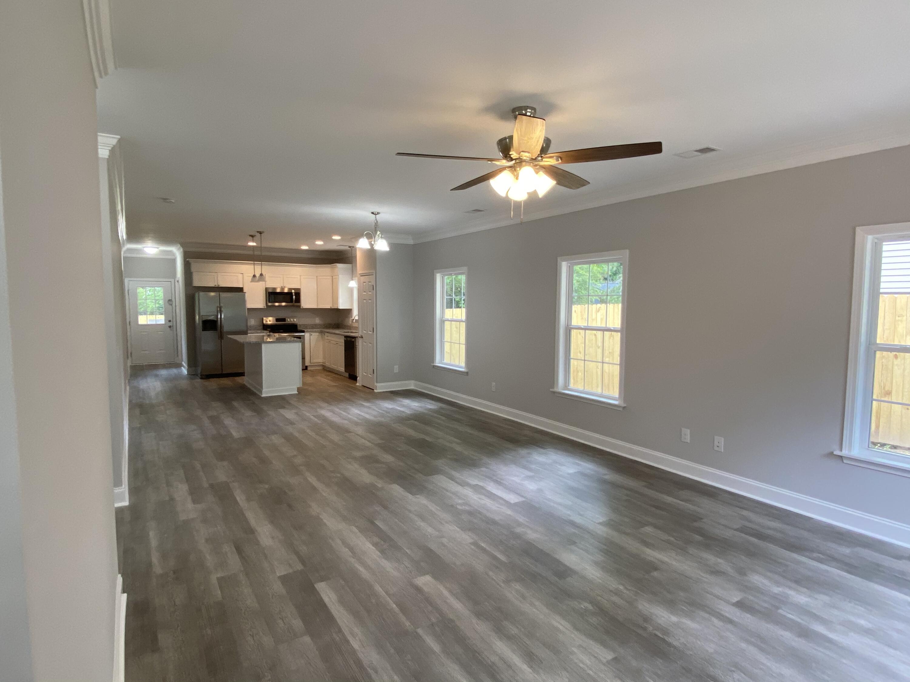 110 A Dukes Street St. George, SC 29477 - Photo 3 of 18 Example Interior