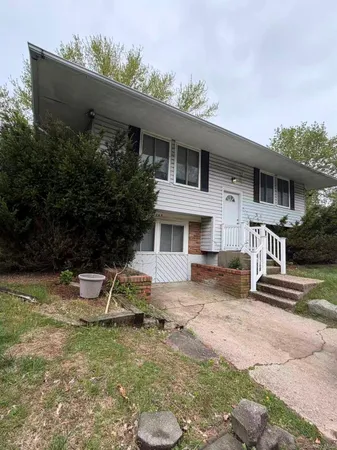 $650,000 | 285 Sheep Pasture Road, East Setauket, NY 11733